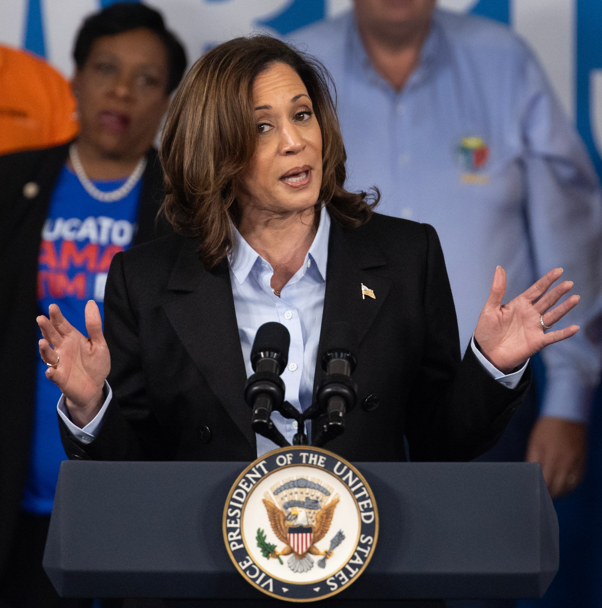 Kamala Harris’s and Donald Trump’s wildly different tax plans, explained