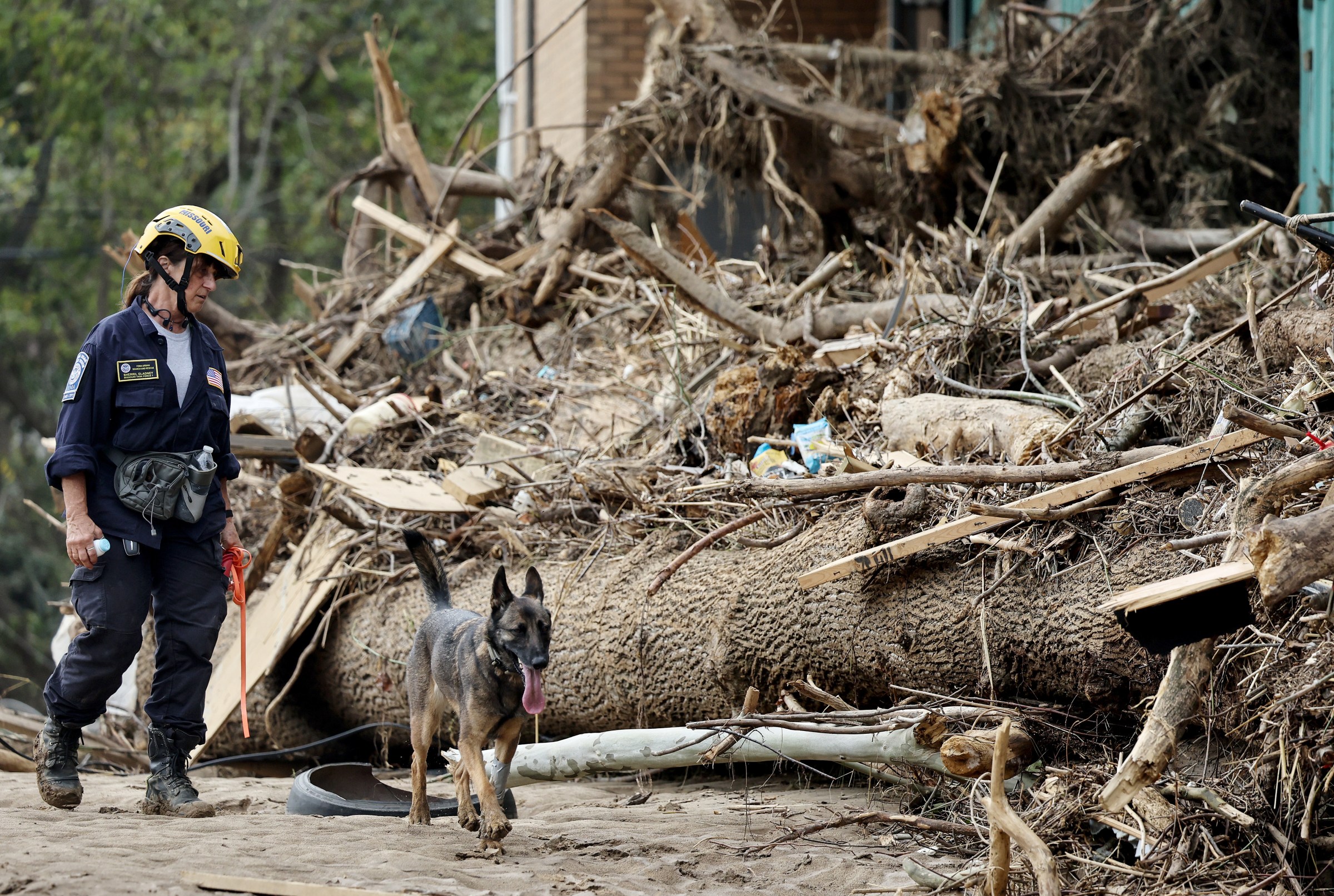 Is FEMA messing up? An expert weighs in.